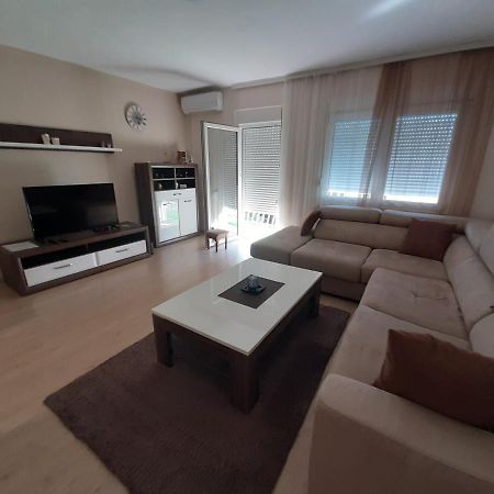 Apartment 081 Подгорица Экстерьер фото